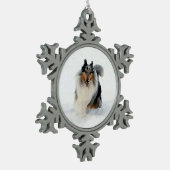 コリーランニングズ・スルー・スノー スノーフレークピューターオーナメント (左)