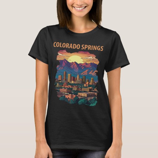 コロラドスプリングスの庭での夕焼けの旅 Tシャツ (正面)