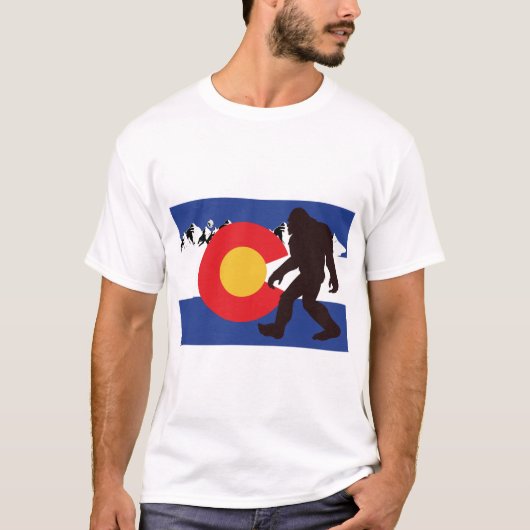 コロラドビッグ足サスカッチ Tシャツ (正面)