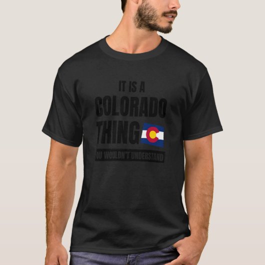 コロラド州のモノ州プライドで Tシャツ (正面)