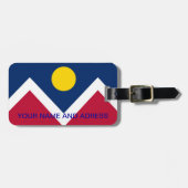 コロラド州デンバー州旗の付いた荷札 ラゲッジタグ (正面横)
