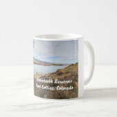 コロラド州フォートコリンズのHorstoth Reservoir コーヒーマグカップ (正面右)