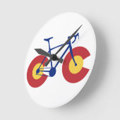 コロラド州旗 ラウンド壁時計 (傾斜)