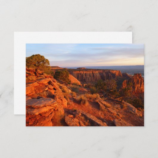 コロラド・ナショナル・モニュメントのグランドビュー・トレイルでの日の出 (正面/裏面)