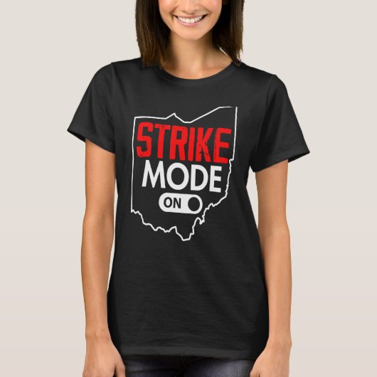 コロンバスオハイオ校のストライクモードStの先生 Tシャツ (正面)