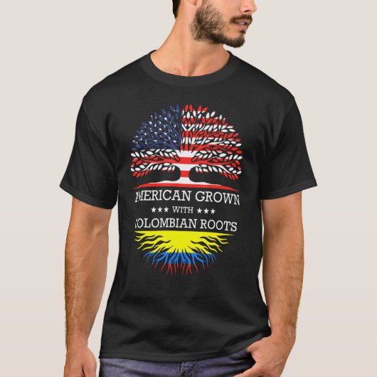 コロンビアのルーツUsa国旗で育ったアメリカ人 Tシャツ (正面)