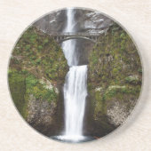 コロンビアの峡谷のMultnomahの滝 コースター (正面)