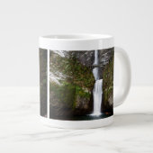 コロンビアの峡谷のMultnomahの滝 ジャンボコーヒーマグカップ (正面右)