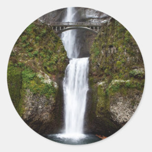 コロンビアの峡谷のMultnomahの滝 ラウンドシール