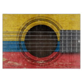 コロンビアの旗が付いている古いアコースティックギター カッティングボード (正面)