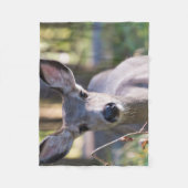 コロンビアンブラックテールドゥ |ワシントン州 フリースブランケット (正面)