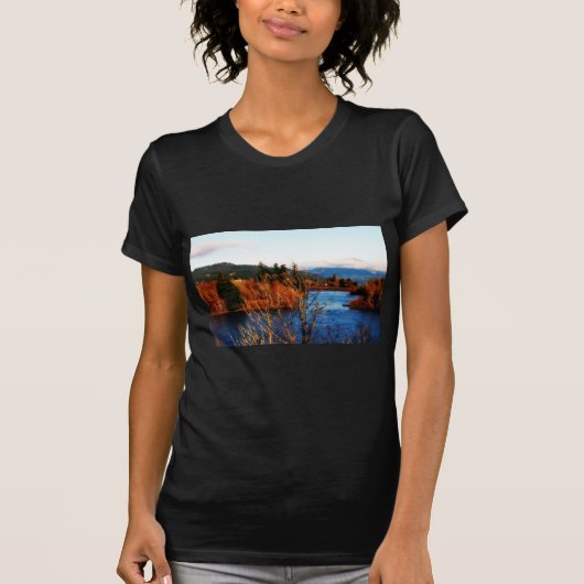 コロンビア峡谷の冬景色 Tシャツ (正面)