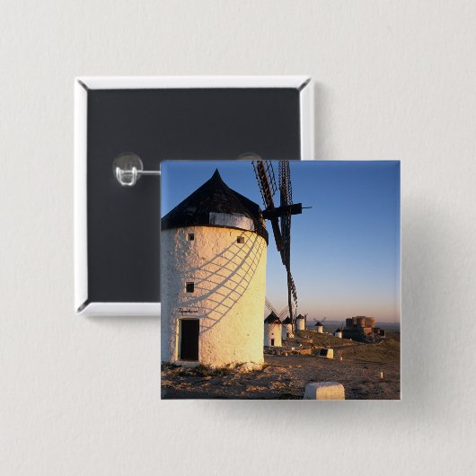 コンスエグラ、ラマンチャ、スペイン、風車 缶バッジ (正面&裏面)