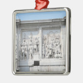 コンスタンチーヌのアーチからの詳細 メタルオーナメント (左)