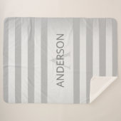 コンテンポラリーフェイクグラデーション銀ストライプ製品 シェルパブランケット (正面(横))