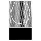 コンテンポラリー白黒の山ストライプ形と名前 スモールペーパーバッグ (裏面)