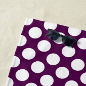 コンテンポレイパープル&ホワイト水玉模様 ビーチタオル (インサイチュ)