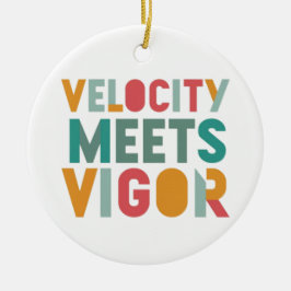 コントラストの色とダイナミックタイポグラフィ：ビジュアル セラミックオーナメント