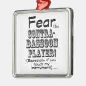 コントラバス選手を恐れる メタルオーナメント (左)