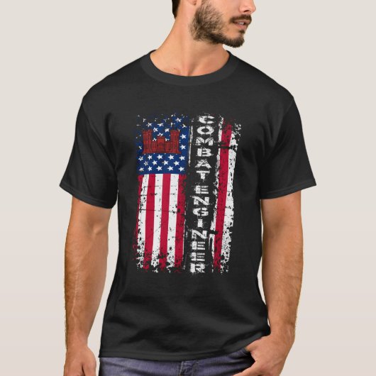 コンバットエンジ動揺してニアアメリカ国旗Uミリット Tシャツ (正面)