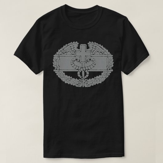 コンバットメディックアーミー退役軍人ティー Tシャツ (デザイン正面)