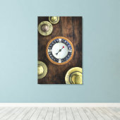 コンパスと中国の金ゴールドウェイトのクローズアップ キャンバスプリント (インサイチュ (ウッドフロア))