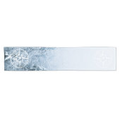 コンパススターエンブレムモノグラム冬スプルース林 ショートテーブルランナー (横)