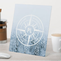 コンパススターエンブレムモノグラム冬スプルース林