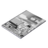 コンピューターのチップのクローズアップ ノートブック (左側)