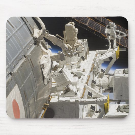 コンポーネントのクローズアップ マウスパッド (正面)