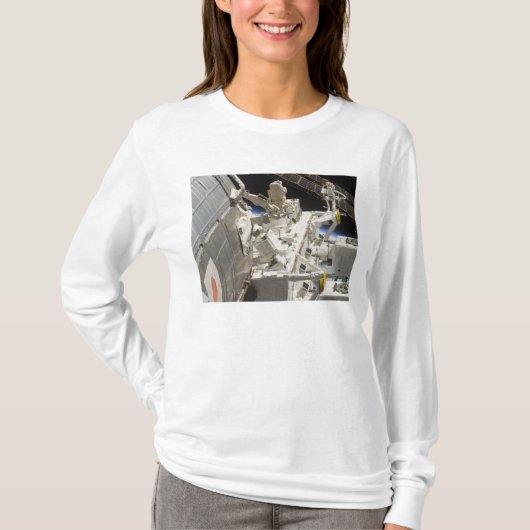 コンポーネントのクローズアップ Tシャツ (正面)