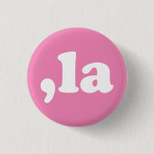 コンマラカマラタイポグラフィモダン白とピンク 缶バッジ (正面)