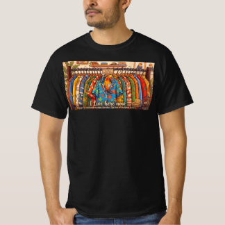 コンure - 私は今ここに住んでいます tシャツ