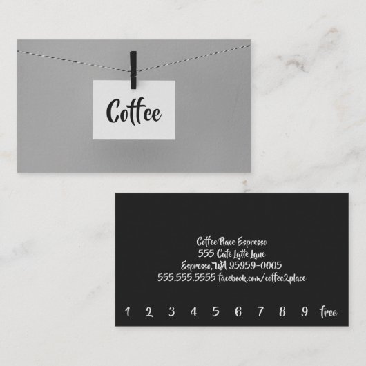 コーぶら下がったヒー·パンチ·カードの向こうにあるノート ロイヤリティカード (正面/裏面)