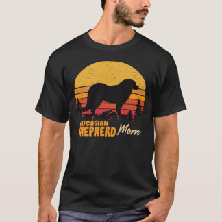 コーカサス・シェパード・ドッグの母 ヴィンテージ レトロ クラシックT Tシャツ