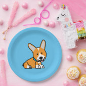 コーギーのコーギーは子犬の小犬の幸せなペンブロークウェールズの後をつけます ペーパープレート (パーティー)