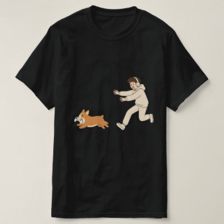 コーギー犬がゲームコントローラーを奪って逃走中 Tシャツ