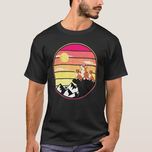 コーギー犬好きTシャツ 3匹のコーギー 月 狼 パロディ Tシャツ (正面)