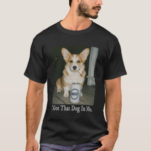 コーギー 笑ってビールを吸う面白いコーギーの犬好きのための面白グッズ Tシャツ