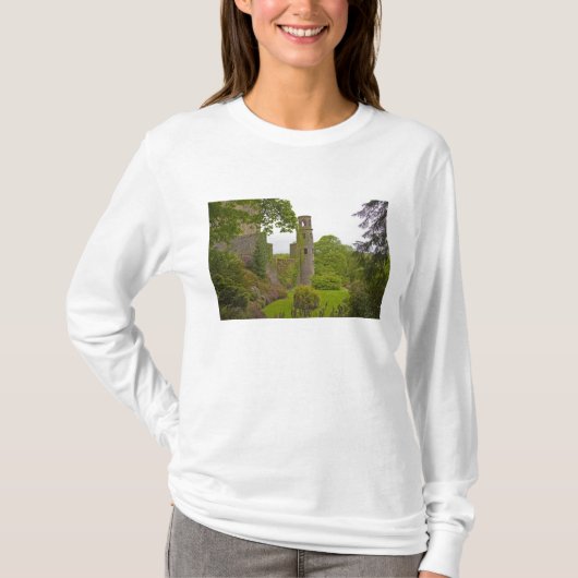 コーク、アイルランド。悪名高いブラーニー城 2 Tシャツ (正面)