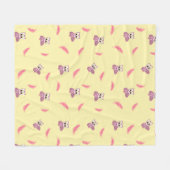 コージーイエローベビーブランケットとフール&フェザー フリースブランケット (正面(横))