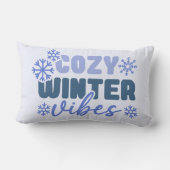 コージーウィンタービーブススノーフレークタイポグラフィ ランバークッション (裏面)