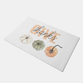 コージーカラフルパステル与えと感謝していパンプキン ドアマット (アングル)