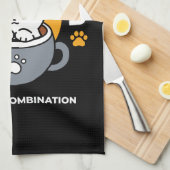 コージーキャットとポークッキーを使用したホリデーマグデザイン キッチンタオル (四つ折り)