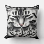 コージーキャットファミリー装飾用クッション クッション (正面)