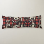 コージーキャビン心地よい – レッド&ブラックバッファロープレイド ボディピロー (裏面)