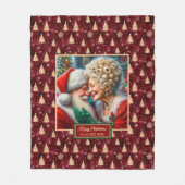 コージークリスマスブランケットブルゴーニュ金ゴールドサンタ フリースブランケット (正面)