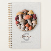 コージーコテージコアクロチェットマッシュルームバスケットパーソナル プランナー手帳 (正面)