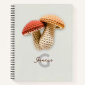 コージーコテージコアクロチェットマッシュルームモノグラム名 ノートブック (正面)