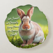 コージーバニーブリス – ホワイト&ブラウンラビットクッション ラウンドクッション (裏面)